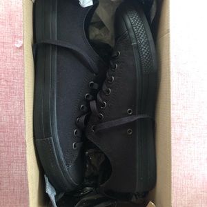 Black Converse